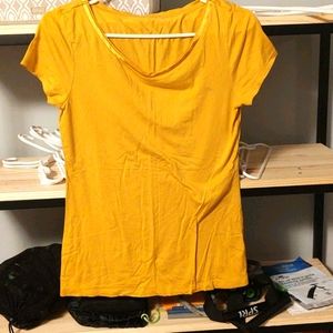 Yellow top short sleeve